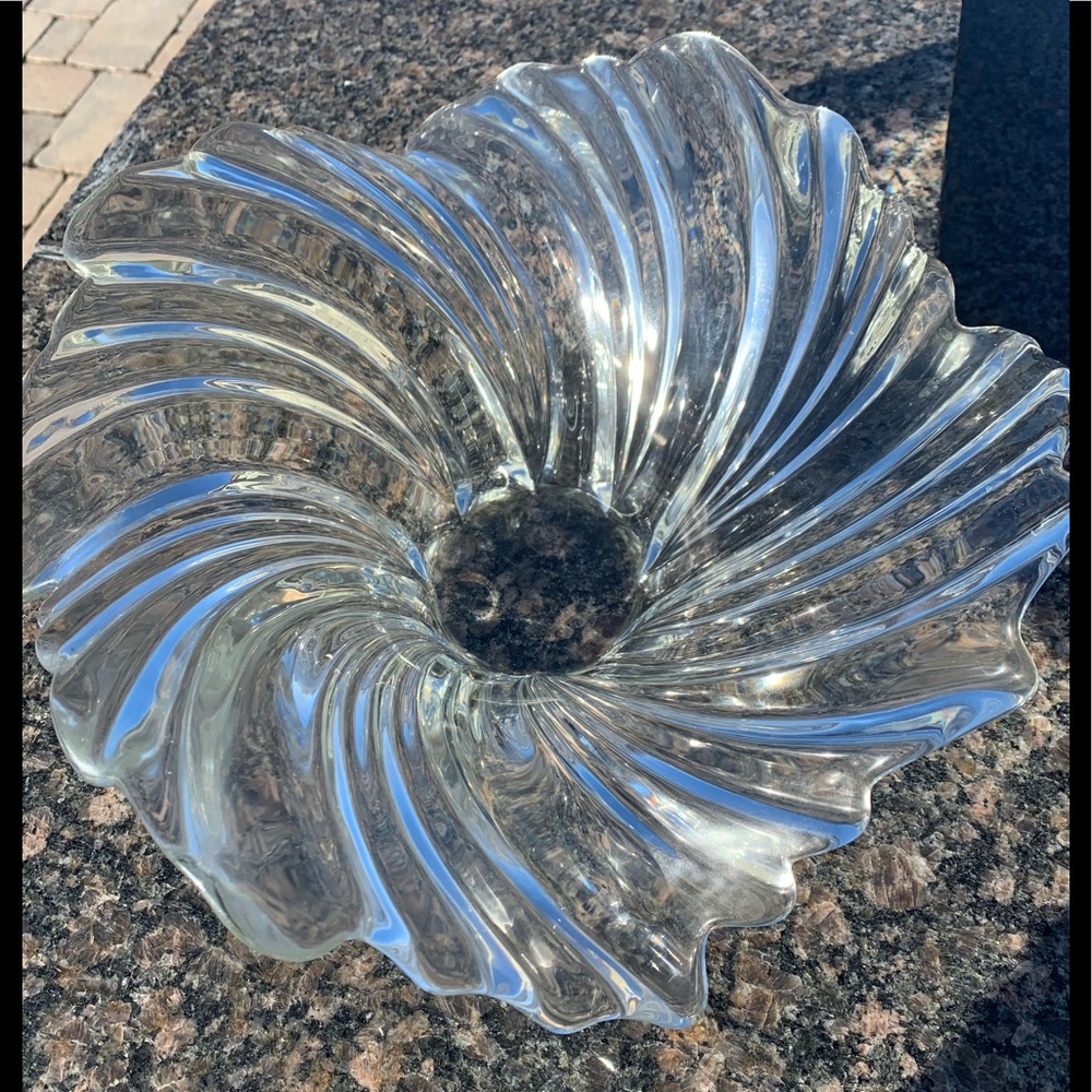 Stunning Vase/Bowl - Picture 2 of 5